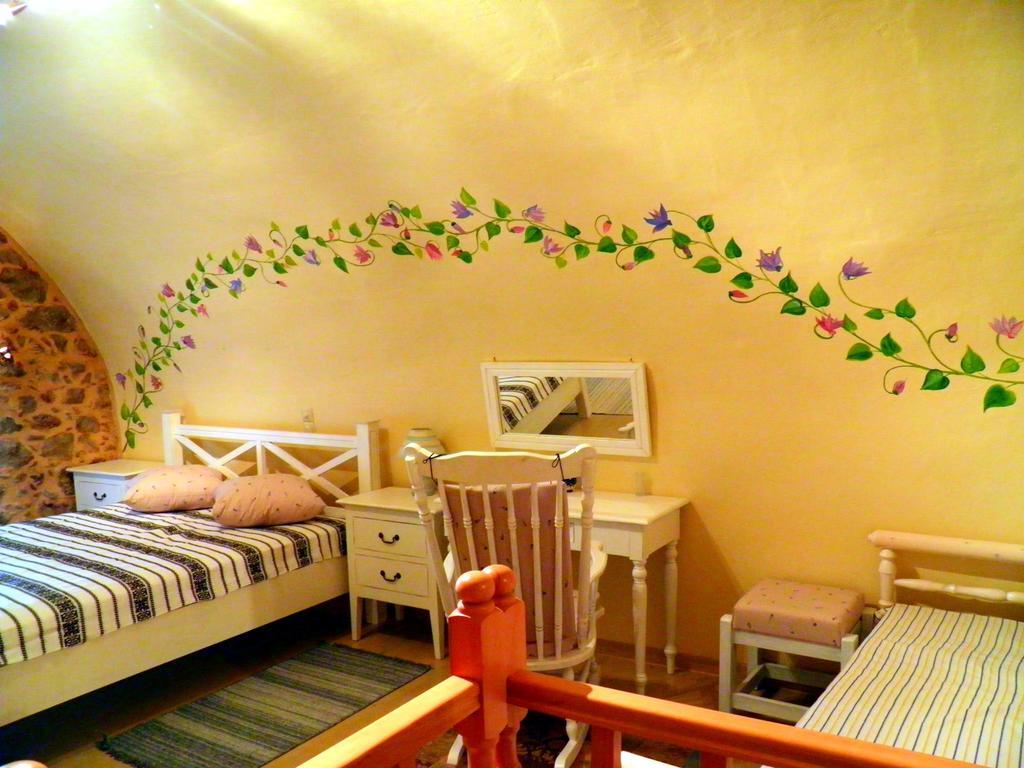 Ferienwohnung To Petradi Avgonima Zimmer foto